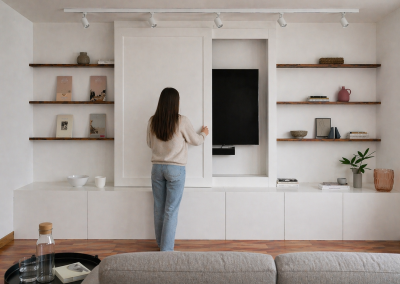 COMPACT LIVING, FULL OF CHARACTER
